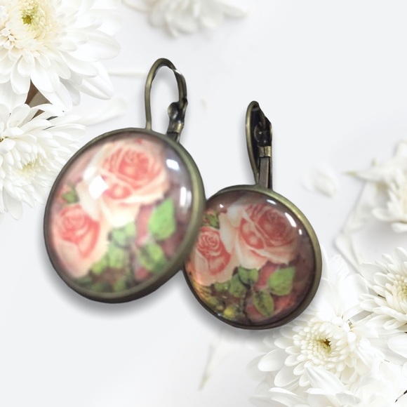 Jewelry - Rose earrings pink lever back